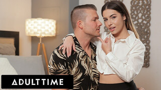 Vágyakkal teli Chanel Camryn nedves kincsét alaposan megdolgozza szenvedélyes partnere