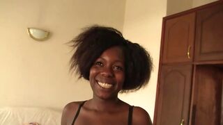 Gyönyörű fekete amatőr interracial anál próbafelvétel forró videón