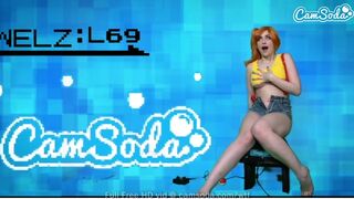 Jewelz Blu forróan élvezi magát Misty cosplayben