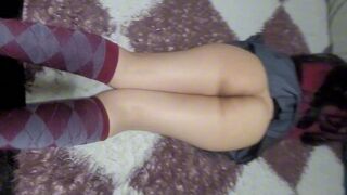 Iskola helyett szex: sűrű sperma önti el a popóját