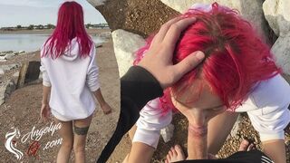 Vad tini orális kalandja a strandon - lenyeli minden cseppet