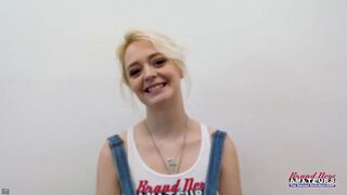 Szőke csábító Annie Archer mohón nyel a vadonatúj amatőr forgatásban